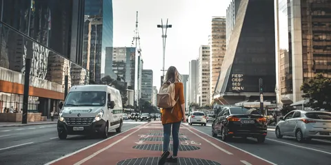 Ilgtermiņa ceļošana ārzemēs: kā izvēlēties piemērotu apdrošināšanu