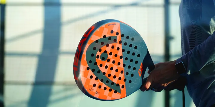 Padel un nelaimes gadījumu apdrošināšana: kāpēc tā ir svarīga sportistiem