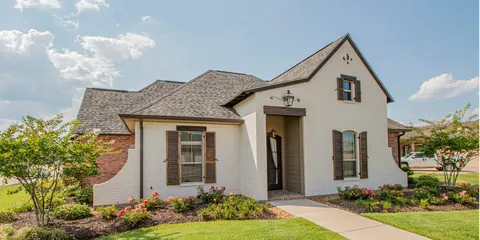 Privātmājas apdrošināšana: drošība pret neparedzētiem īpašuma zaudējumiem