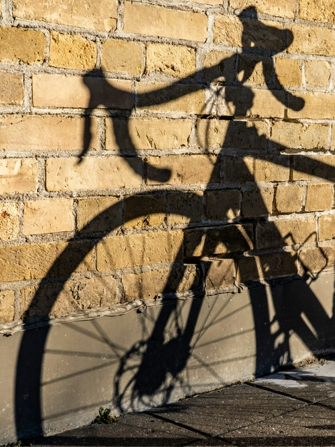 Nozagts velosipēds kāpņu telpā